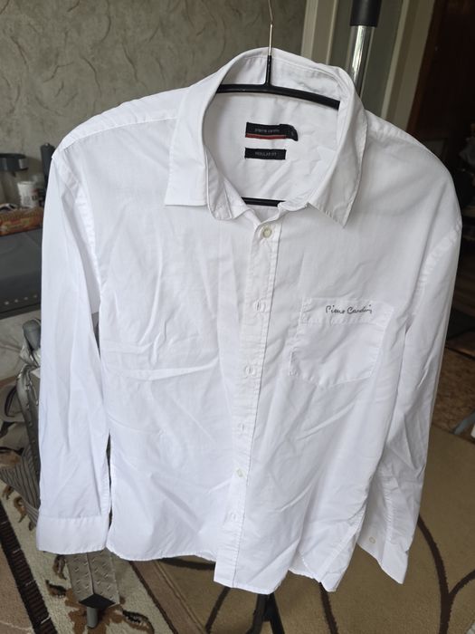 Продавам сет от ризи!