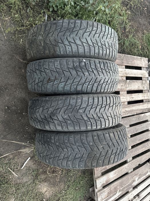 Продам зимние шины, ездил 2 сезона