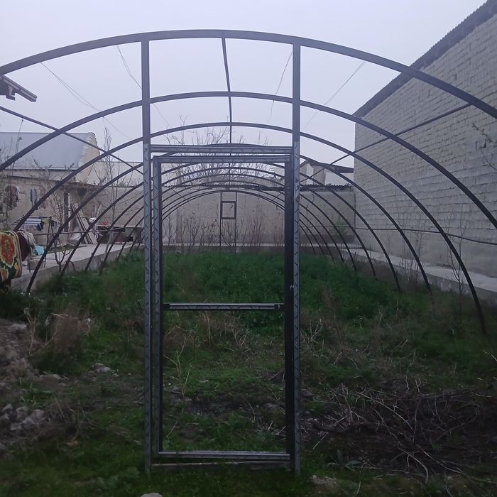 Parnik. Teplisa. Kulyonkasi yo‘q