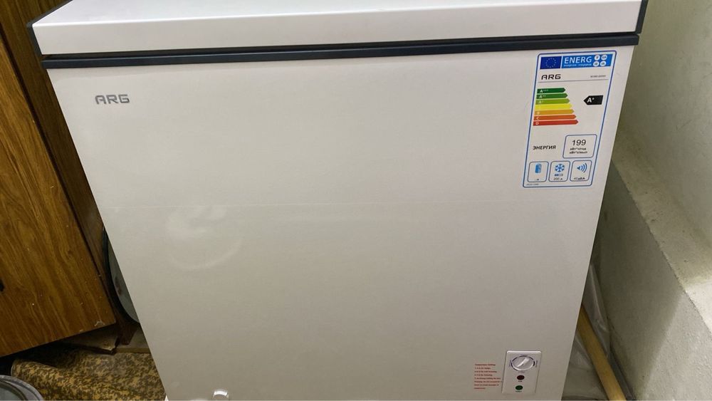 Продам морозильник ARG 200л