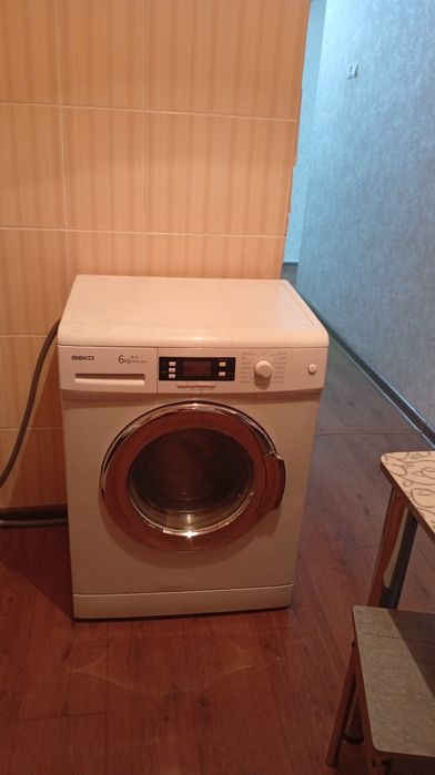 Сдается 2х комн квартира