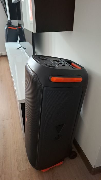 JBL partybox 2x710 NOI