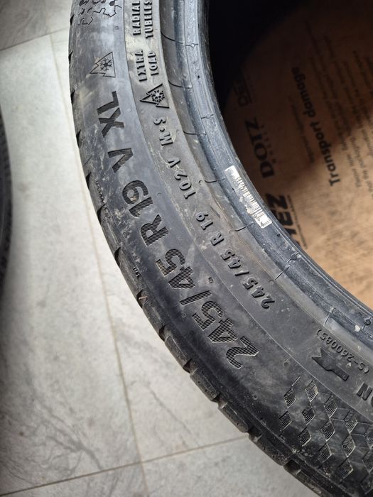 Vând cauciucuri 245/45/19 M+S 2 buc imp Germania