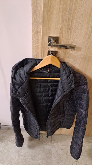 Мъжко яке с качулка Lotto