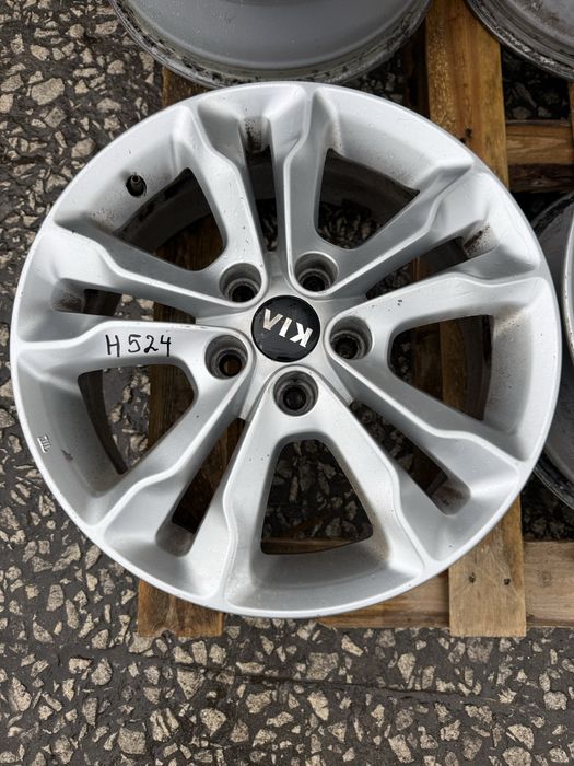 Оригинални джанти  KIA 5х114.3  6,5Jx17"ET 44 отвор 67.1 ном 524