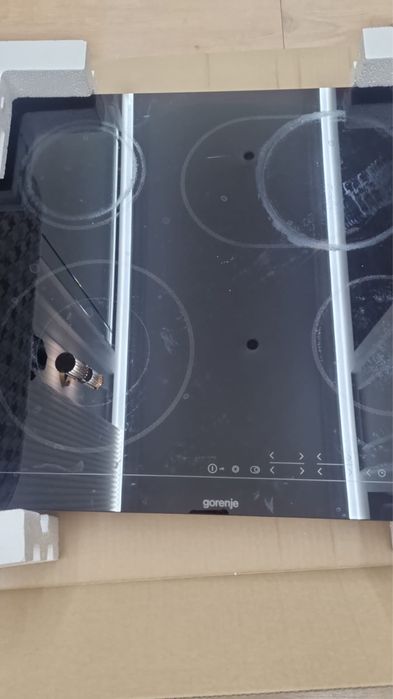 Электрическа плита