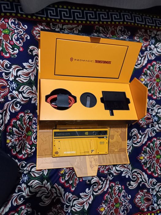 Red Magic 9 Pro Plus (Bumblebee Edition) Global