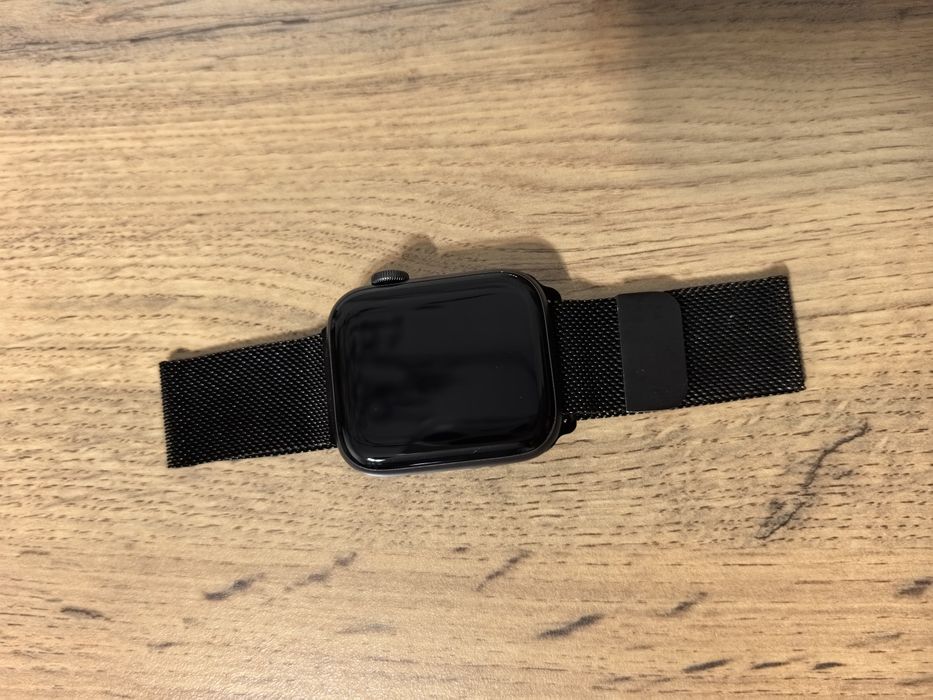 Apple watch 5 series