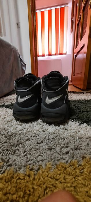 Nike uptempo 96.