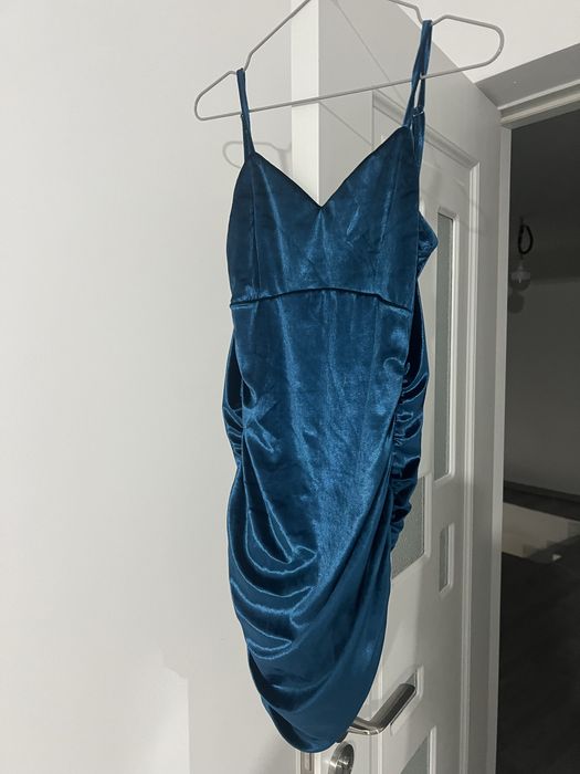 Vand rochie de ocazie