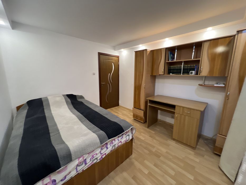 Închiriez apartament 2 camere, decomandat, centrala, aer condiționat
