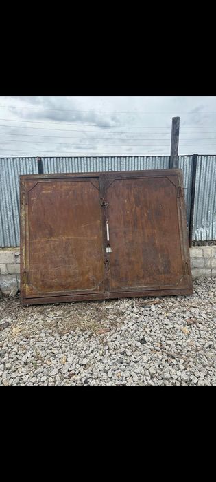 Продам ворота б.у.