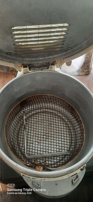 Продам фритюрницу 7000 тг.