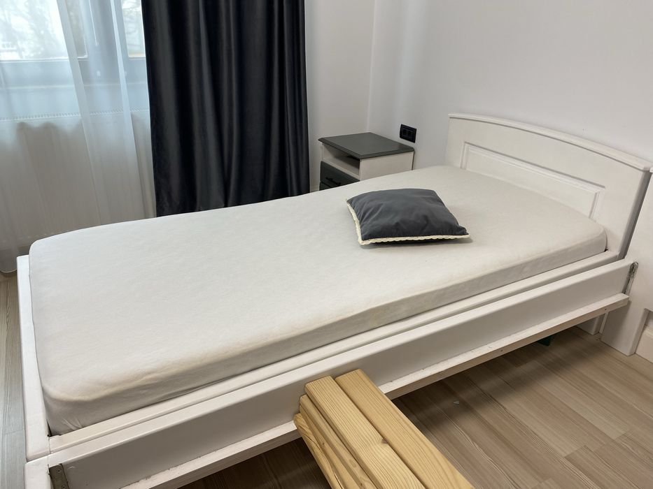 Pat single, lemn masiv, 200x90