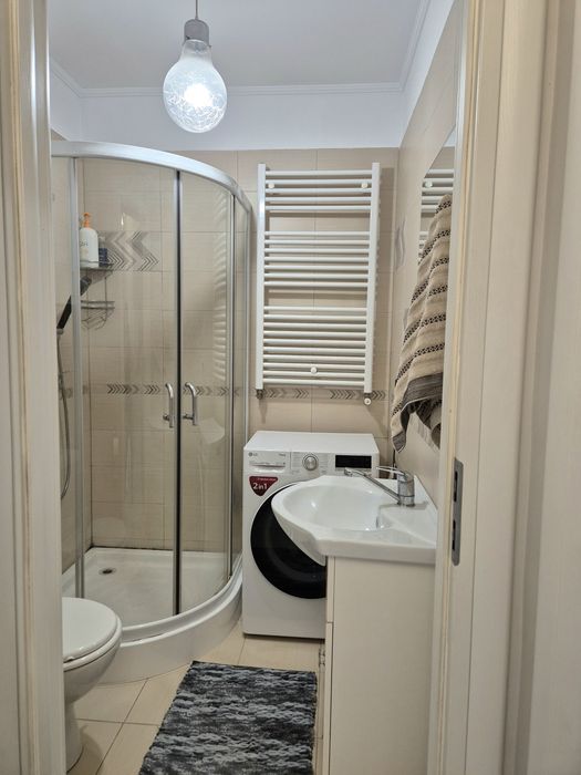 Inchiriez apartament 3 camere premium Dobroesti