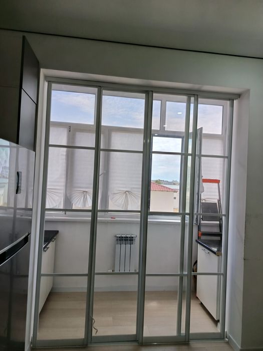 Срочна продам раздвижные двери ,,