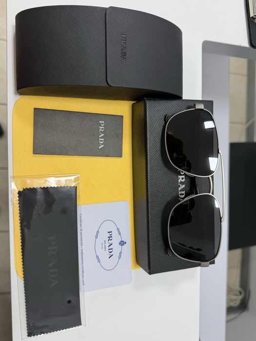 Солнцезащитные очки от PRADA (polarized)