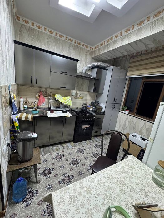 2 xonali kvartira sotiladi 60kv