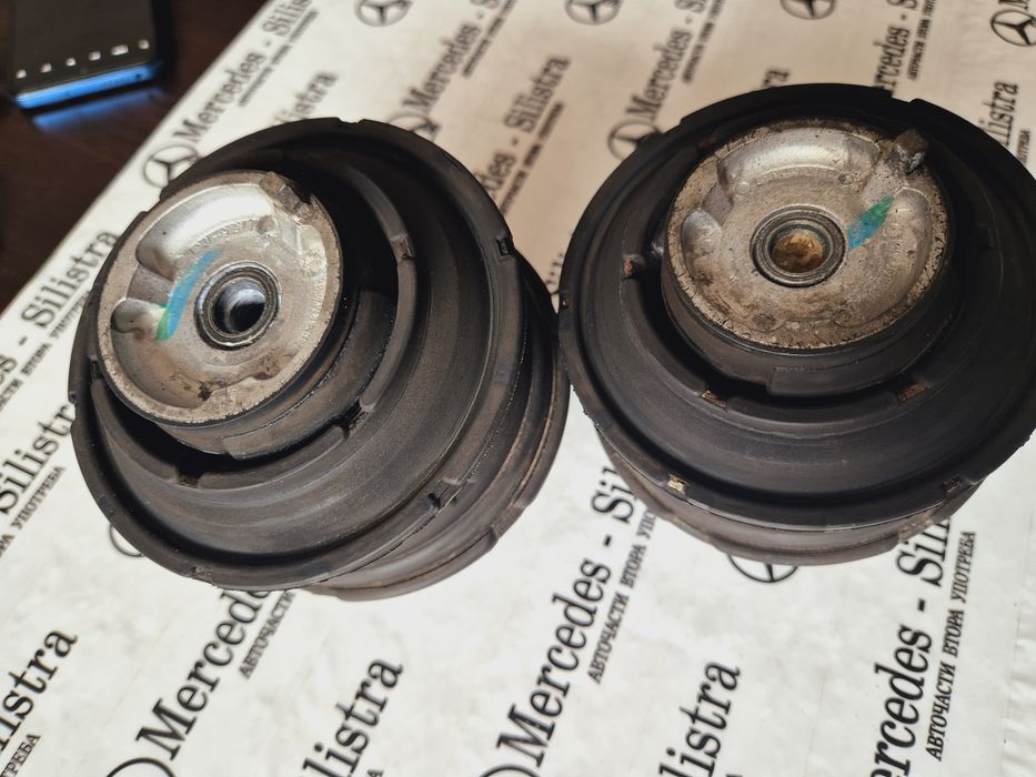 Тампони за двигател на Мерцедес