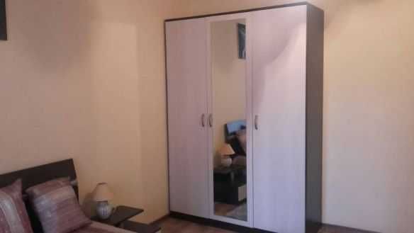 Дава се под наем Двустаен апартамент в Бургас, Център - 40 кв.м за 114.75 € - Снимка #2