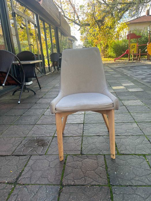 Столове и Кресла