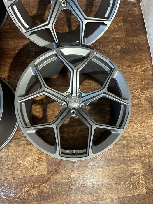 Jante Porsche Cayenne 9YB pe 20 vara