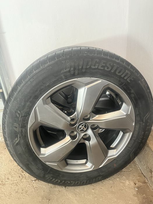 Шины с дисками 2шт 225/60/R18