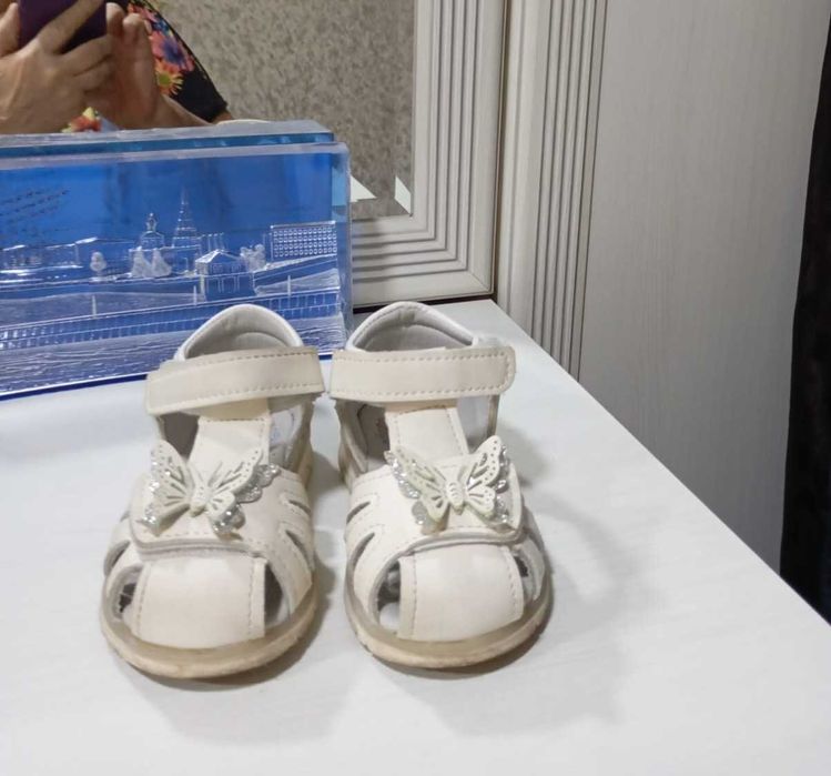 Детская обувь в хорошем состоянии