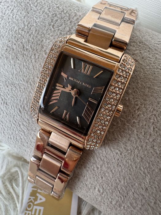 Чисто нов часовник MICHAEL KORS MK4868