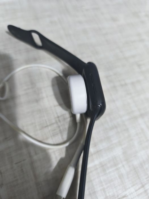 Apple Watch SE 44mm, 1-во поколение