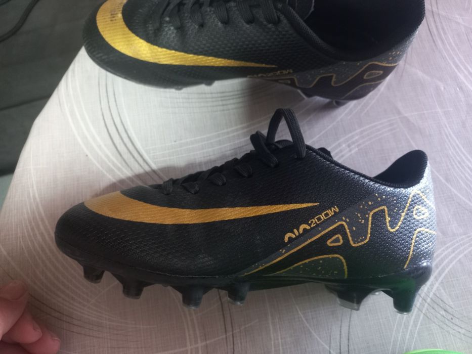 Детски бутонки NIke