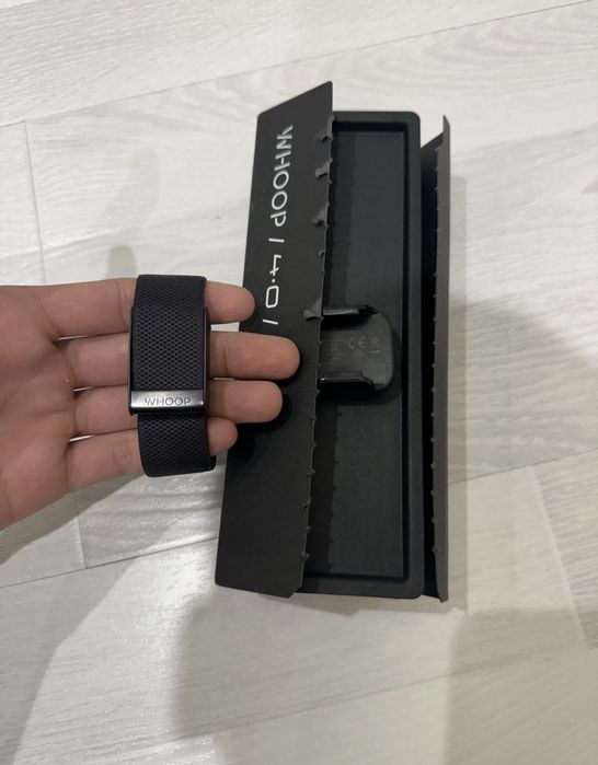 Whoop 4  1oyli padpiskali