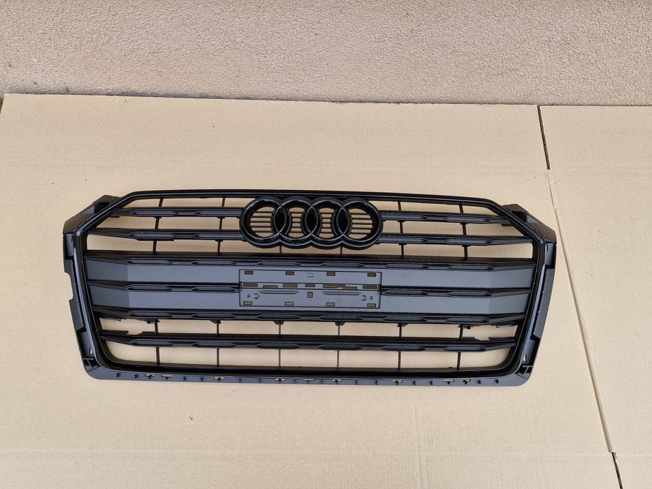 Grila centrala Audi A5 8W6 NOUA 2016-2020
