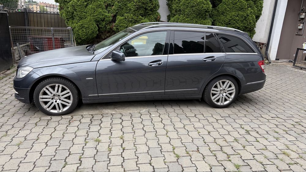 Mercedes c  220 , avantgarde