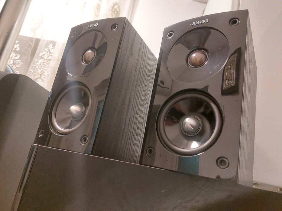 Boxe surround Jamo S 60