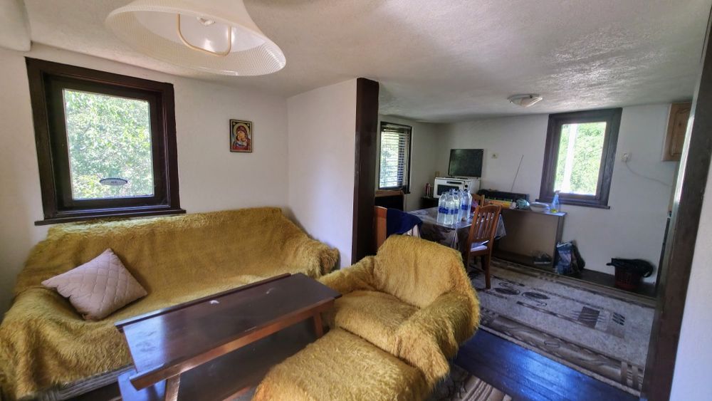 Продава се къща в кв. Църква, гр. Перник