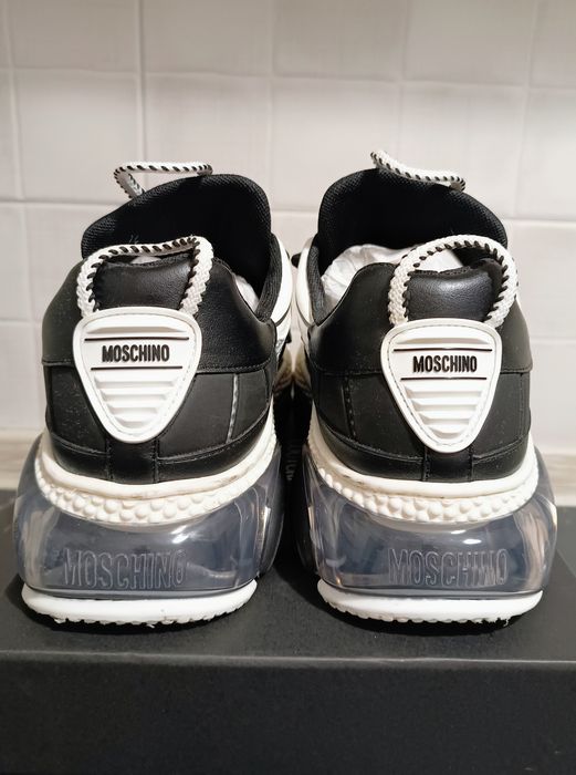 Vând Adidași Moschino Originali nr. 44