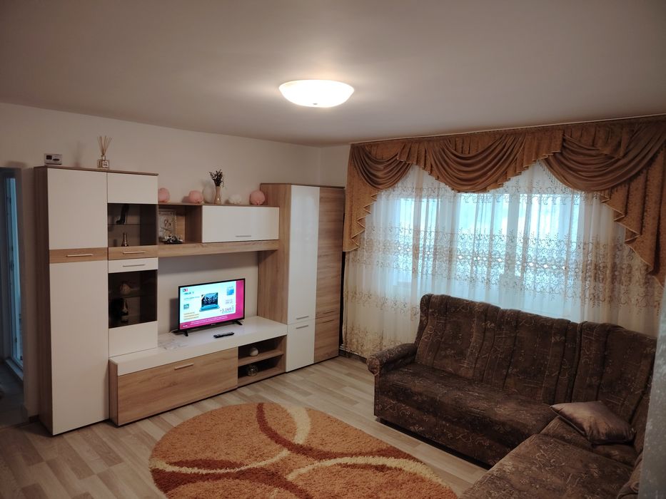 Proprietar închiriez apartament