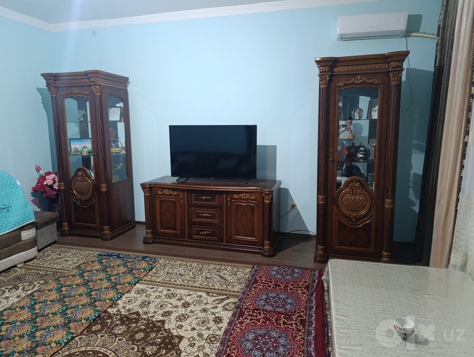 6-sotixli namunali uy sotiladi