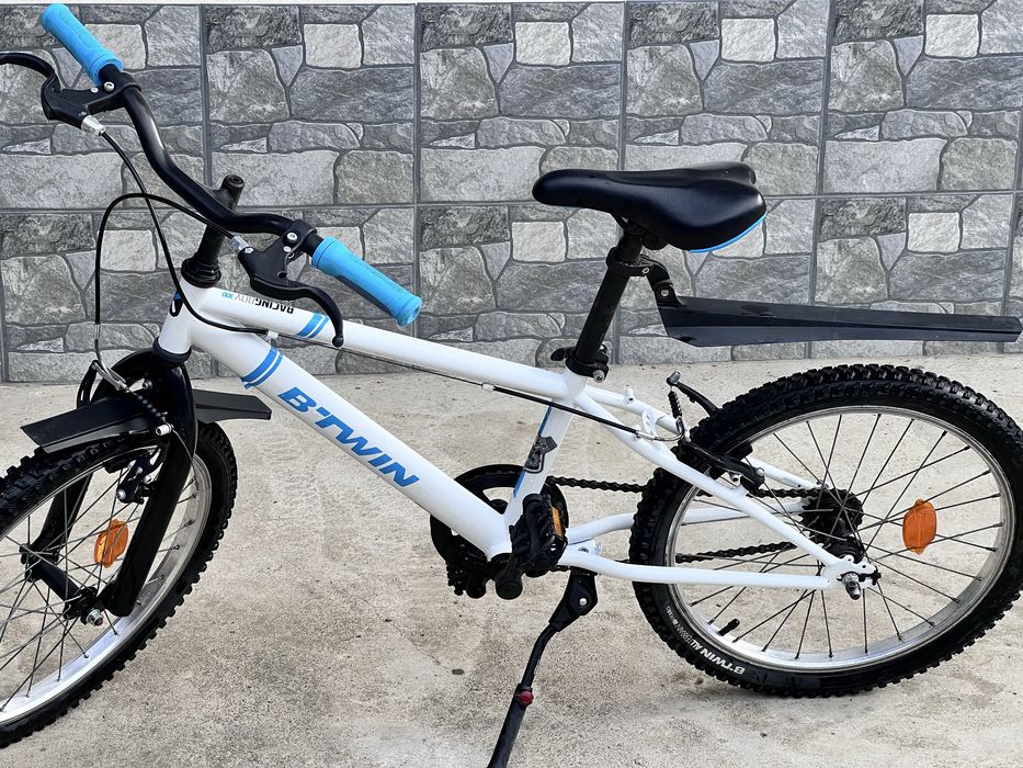 Bicicletă copii B’TWIN 20” – stare foarte bună