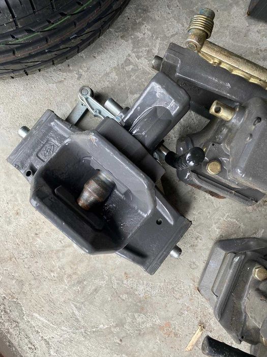 Cupla carlig remorcare automat pt tractor 33.7, 39 cm 31 cm latime