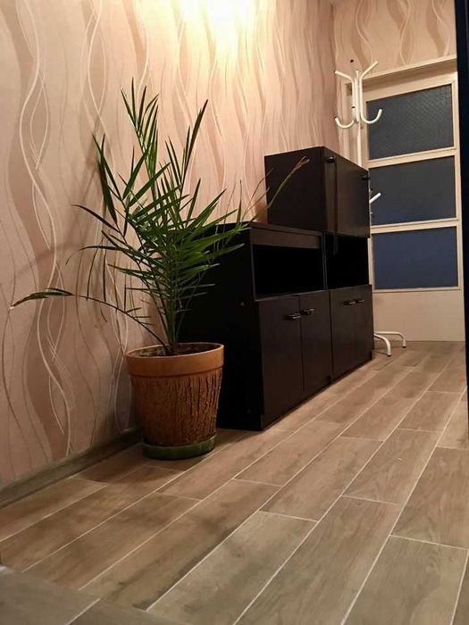 Дава се под наем Двустаен апартамент в Бургас, Братя Миладинови - 65 кв.м за 135 € - Снимка #1