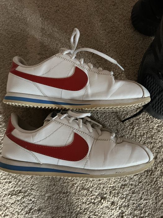 Маратонки Nike и Adidas