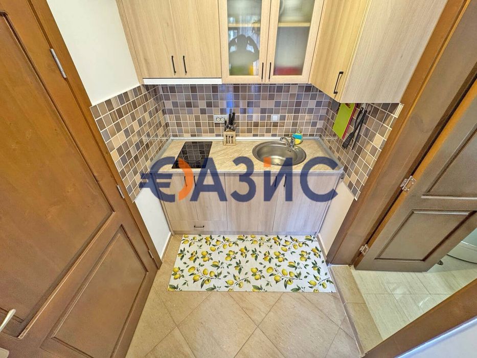Продава се Едностаен апартамент в Свети Влас - 38 кв.м за 1645 €/кв.м - Снимка #9