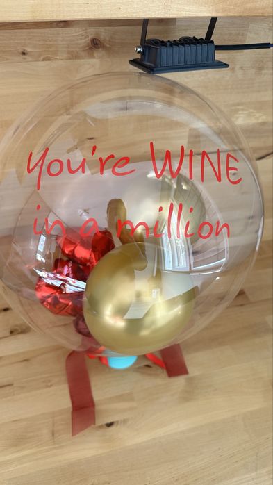 Балони с цветя и надпис /балон в кутия персонализиран подарък