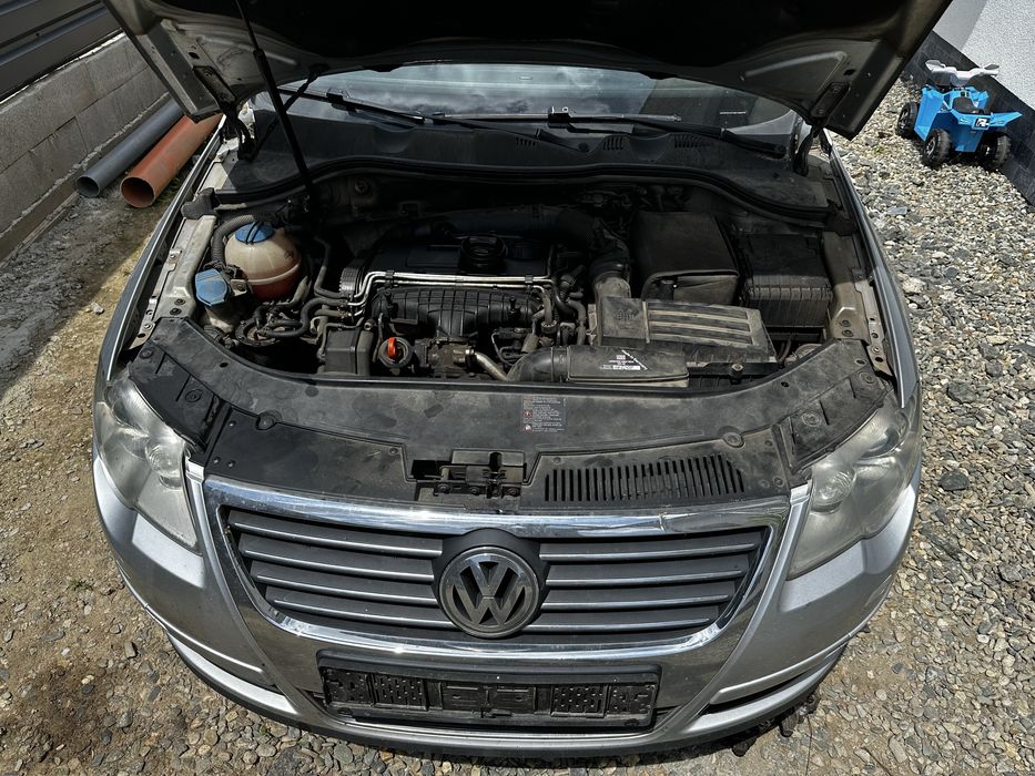 Dezmembrez vw passat b6 2.0 tdi bkp cutie manuala 6+1 t bixenon alcantara