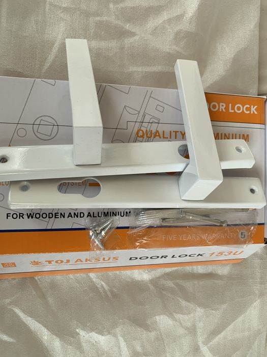 Акфа эшик 550.000