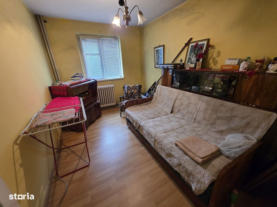 Apartament 4 camere Hipodrom , etaj 2 , 2 balcoane