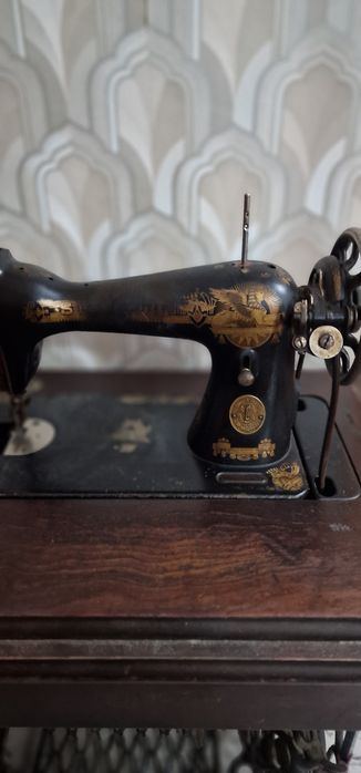 Masina de cusut ZINGER originala