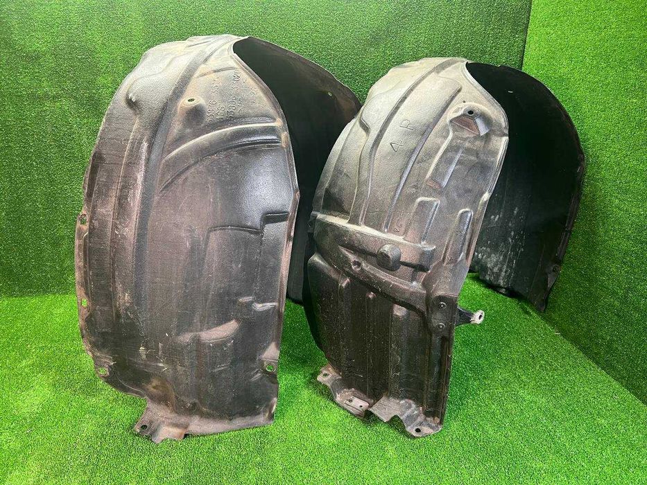 Подкрыльник (подкрылок) на тойоту камри 40 передние